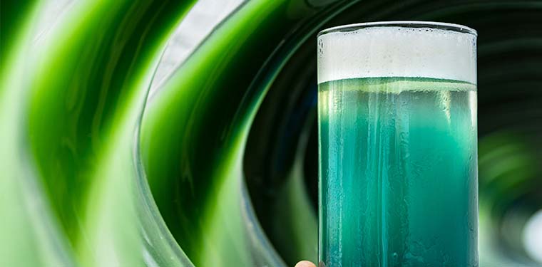 Chlorophyll Water FUL sparkling spirulina drink